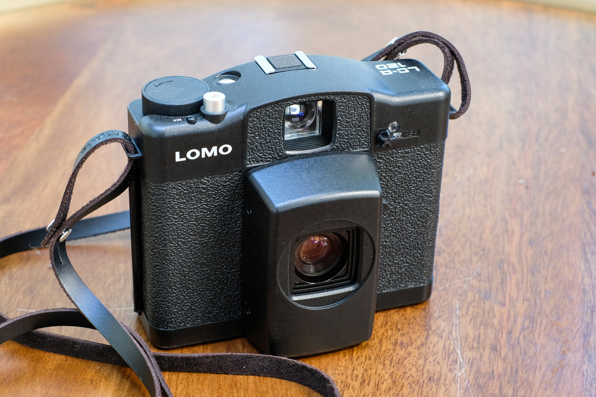 Lomo LC-A 120 — Broken Camera . Club